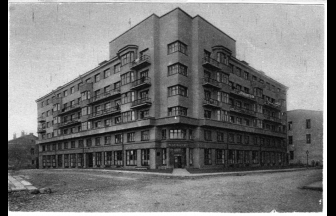 Corner of Khoromniy dead-end Street and Boyarskii Lane. Apartment building of the People’s Commissariat of Foreign Affairs, 1930. Photograph: PastVu
