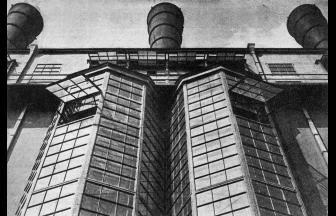 Московская государственная электростанция (МОГЭС, сейчас — ГЭС-1). Вторая половина 1920-х гг. Фото: А. Родченко