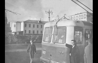 Novinskii Lane, 1962. The photograph is dated on pastvu.com. The prison building is presumably in the background. 