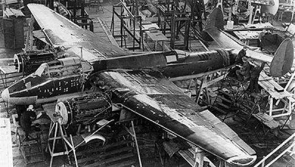 Ангары завода № 156 Наркомтяжпрома. ЦКБ-29. 1940 г. Ангары завода № 156 Наркомтяжпрома. ЦКБ-29. 1940 г.