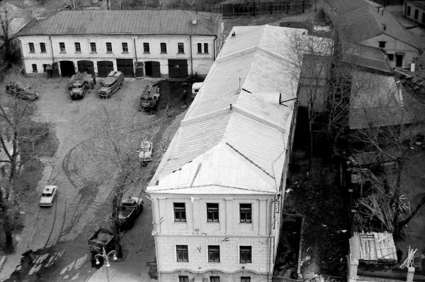 Arrest house building, 1967. Photo: PastVu