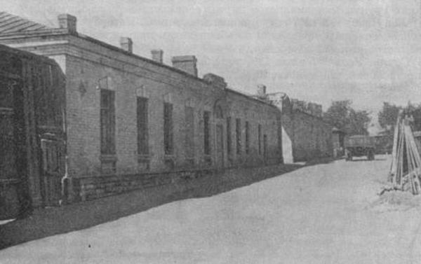 Office. Exit to Krivovvedenskii Lane. Office. Exit to Krivovvedenskii Lane.